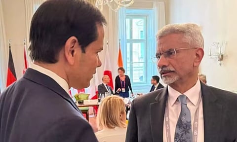 ரஷியாவிடம் இருந்து இந்தியா எண்ணெய் வாங்குமா? வாங்காதா? - ஜெய்சங்கர் பதில்