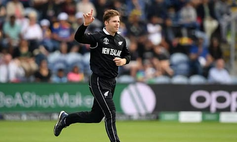 நாடு திரும்புகிறார் நியூசிலாந்து வேகப்பந்து வீச்சாளர் பெர்குசன்