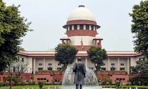 திருமணத்திற்கு முன்பு எப்படி உங்களால் உடலுறவு கொள்ள முடிகிறது? - உச்ச நீதிமன்றம்