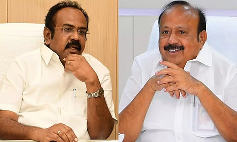 அண்ணா, கலைஞர் நினைவிடங்களில் அமைச்சர்கள் மரியாதை