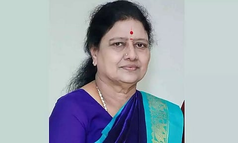 எதிரிகளையும், துரோகிகளையும் வேரறுக்க ஒன்றுபடுவோம் - ஆதரவாளர்களுக்கு சசிகலா அழைப்பு