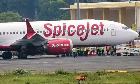 வங்கதேச வான்வெளியில் பறக்க ஸ்பைஸ்ஜெட் விமானங்களுக்கு தடை!