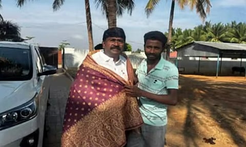 தி.மு.க. ஒன்றிய செயலாளருக்கு கத்திக்குத்து - திண்டுக்கல்லில் பரபரப்பு