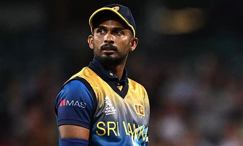 ரசிகர்களிடம் மன்னிப்பு கேட்ட இலங்கை அணி கேப்டன்