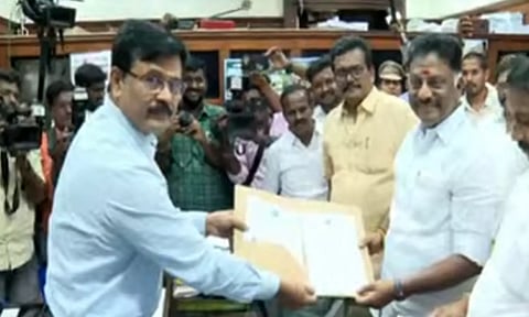 எம்.எல்.ஏ. பதவியை ராஜினாமா செய்தார் ஓ.பன்னீர்செல்வம்