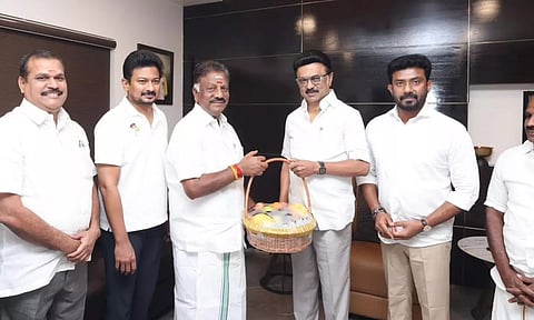 '80 சதவீதம் அதிமுகவினர், திமுகவில் இணைய உள்ளார்கள்'- ஓபிஎஸ்!