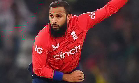 டி20 உலகக் கோப்பை: மோசமான சாதனை படைத்த ஆதில் ரஷீத்