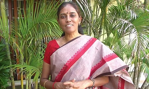 மேற்குவங்கத்திலும் மம்தாவின் நட்சத்திர பேச்சாளராக ஆர்.என்.ரவி செயல்படுவார் - ஜோதிமணி கிண்டல்