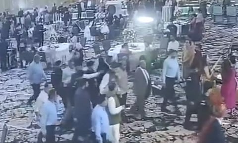 Farooq Abdullah | காஷ்மீரில் பரபரப்பு: பரூக் அப்துல்லா பங்கேற்ற நிகழ்ச்சியில் துப்பாக்கிச்சூடு