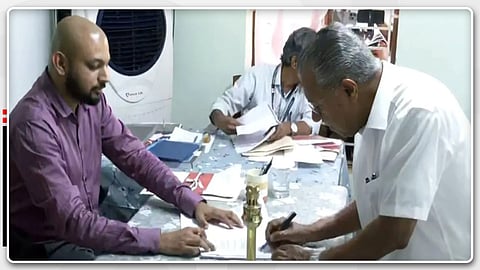 ധര്മ്മടത്ത് നാമനിര്ദേശ പത്രിക സമര്പ്പിച്ച് പിണറായി വിജയന്