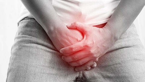 വൃഷണാർബുദം: നാണക്കേട് വേണ്ട, ലക്ഷണങ്ങൾ അവഗണിക്കരുത്; അറിയേണ്ട കാര്യങ്ങൾ