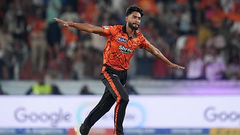 ഹൈദരാബാദില് മൂർച്ഛയേറിയ വിദർഭയുടെ വജ്രായുധം; ഐപിഎല്ലില് ഹിംഗെ യുഗം തുടങ്ങുന്നു