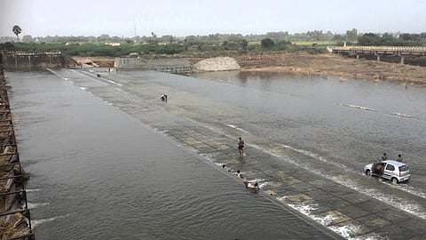 Kosasthalai River, Thamaraipakkam Anaicut