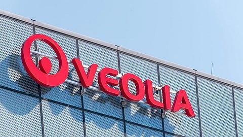 Veolia aims to buy Suez stake as prelude to planned takeover