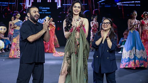 Rishi and Vibhuti's Vibrant Debut Called Tamasha At LFW