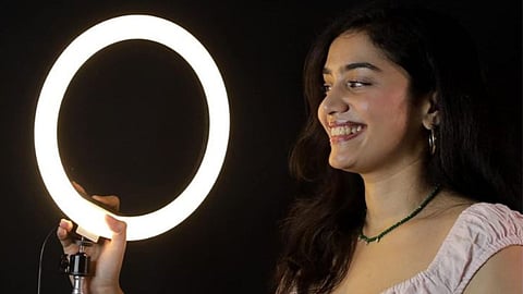 Top Ring Lights on Amazon for Vlogging, Makeup & Streaming