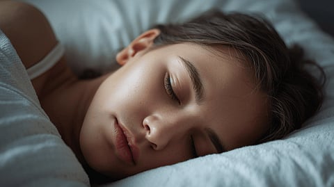 It is a good idea to sleep without a pillow if you frequently experience back pain or neck stiffness.