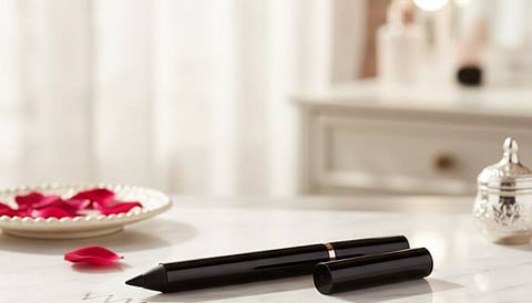 Explore the top smudge-proof kajals with bold pigment, smooth glide and all-day wear, perfect for everyday definition and dramatic eye looks.