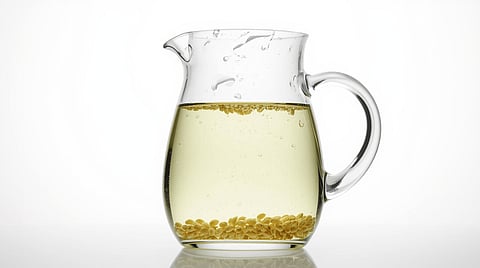 The presence of antioxidants in barley water makes it great for skin health and immune system.