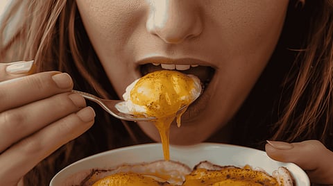 The benefits of eggs are dependent on types of meals you pair with them, how many you consume, and how you cook them in order to keep their benefits intact.