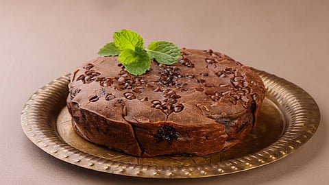 Ragi cake can be a diabetic-friendly option with low glycemic index (GI) that can support weight management and offer necessary antioxidants.