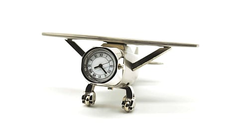 A heartfelt gift for Women's Day is not just about chocolates or clothes; it's about reminding the ladies that they are always in your thoughts. Use these quirky gift ideas to show your affection.