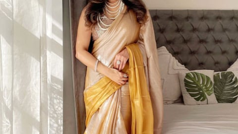 Here’s a curated list of elegant sarees under Rs 1,000.