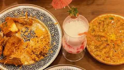 From Kashmiri Wazwan to authentic Mughlai cuisine and mouthwatering desserts, these restaurants in Lucknow will make your Iftar celebration even more special.