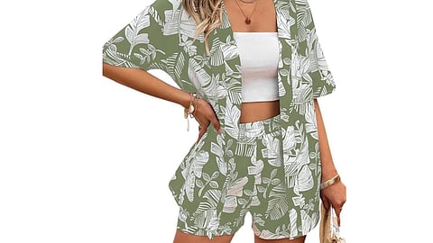 These outfits will make your beach day better.