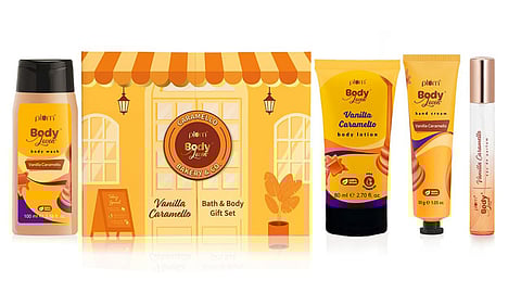 Whether you like the warmth of vanilla or find calmness in lavender – these bath and body gift sets come with a varied range of scents and flavours that uplift your mood instantly.