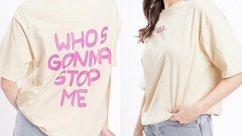 You can pair the oversized t-shirts with jeans, shorts, denim skirts or trousers.