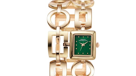 Each watch set comes with accessories and is suitable for everyday gifting.