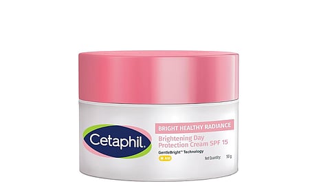 Day creams with SPF are quick, convenient, and perfect for anyone who wants a minimal skincare routine.