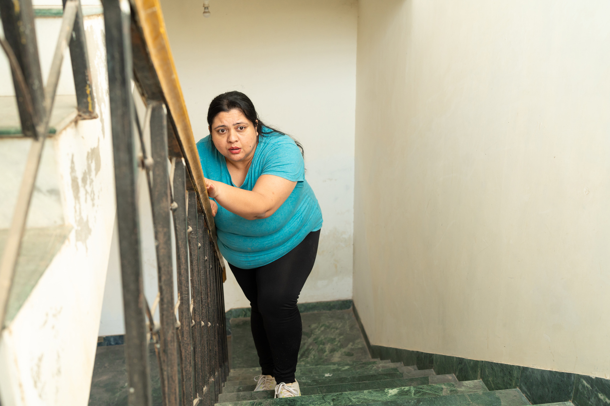 How to deal with obesity naturally