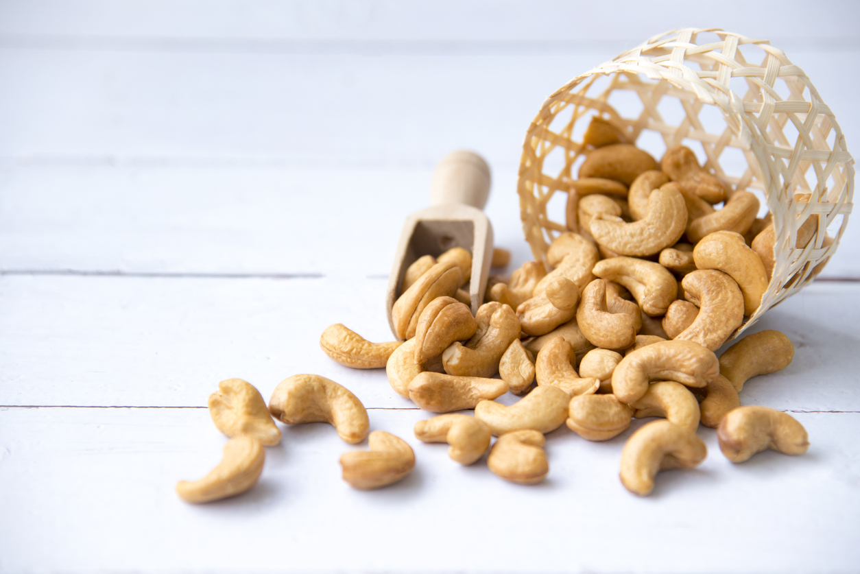 Cashews are packed with healthy fats, minerals, and antioxidants that support a variety of disease-preventing mechanisms.