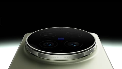 The Vivo X300 Ultra launch date in India is set for May 6.