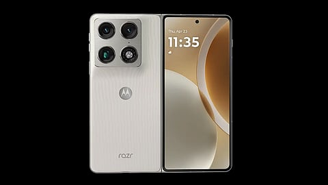 The Motorola Razr Fold features an 8.09-inch 2K foldable LTPO pOLED internal display
