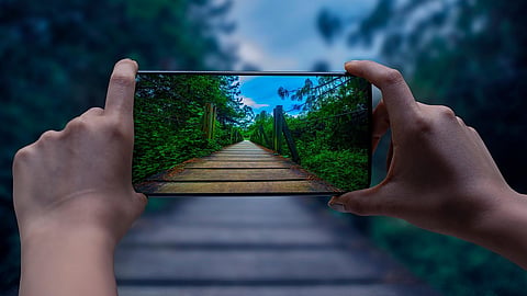 Take a look at the best camera phones under Rs 20,000 in India.