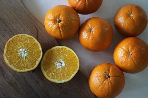 Orange vs kinnow: Which has more vitamin C?