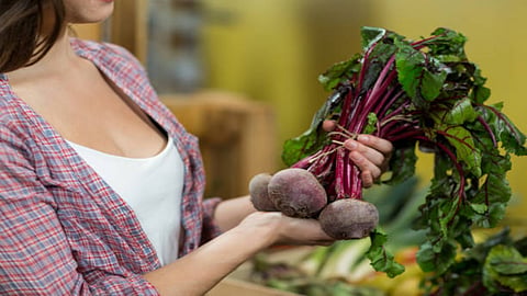 People prone to developing calcium oxalate kidney stones may need to restrict consumption of high-oxalate foods that may include beetroot.
