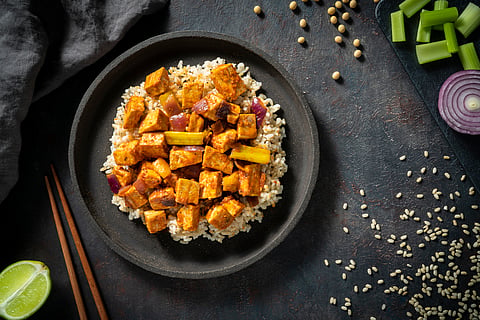 Tofu Stir-Fry Recipe with Garlic Sauce