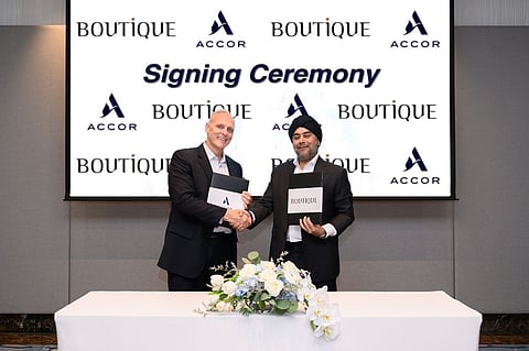 Accor Signing