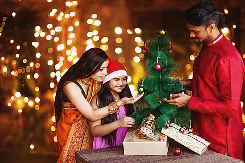 Nama-Slay! Indian Parents Attempt Christmas