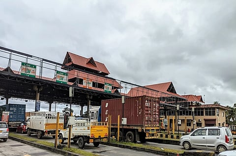 Paliyekkara Toll Plaza