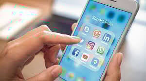 സോഷ്യൽ മീഡിയ വിലക്ക് പാലിക്കുമെന്ന് മെറ്റയും ടിക് ടോക്കും