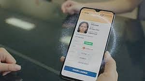 നേരിട്ട് ലൈസൻസ് പുതുക്കുന്നതിന് പകരം ഓൺലൈനായി ലൈസൻസ് പുതുക്കാം.
