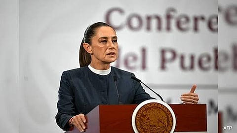 പൊതുപരിപാടിക്കിടെ മെക്സിക്കൻ പ്രസിഡന്റിനു നേരെ ലൈംഗികാതിക്രമം