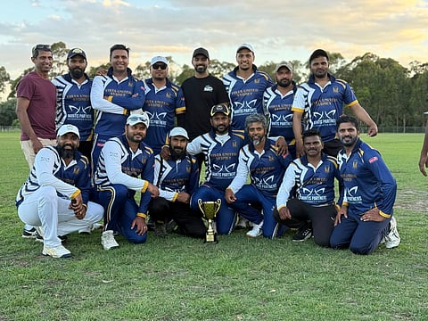 ചാമ്പ്യൻഷിപ്പ് ട്രോഫി VU സിഡ്നിക്ക്