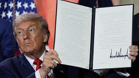 വെനസ്വേലയുടെ വ്യോമാതിർത്തി പൂർണ്ണമായും അടച്ചിടുമെന്ന് ട്രംപ്