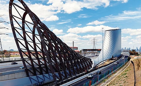 വെസ്റ്റ് ഗേറ്റ് ടണൽ ഒടുവിൽ തുറന്നു